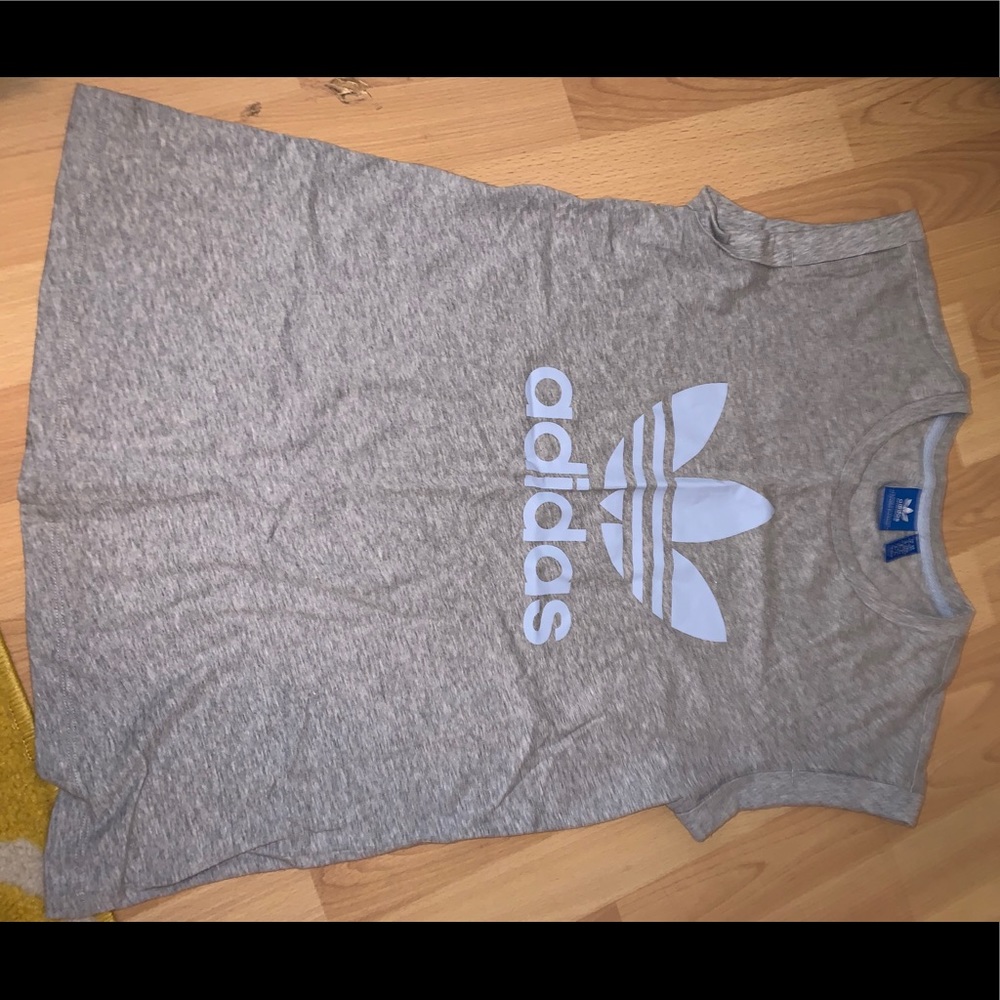 Adidas short sleeve top